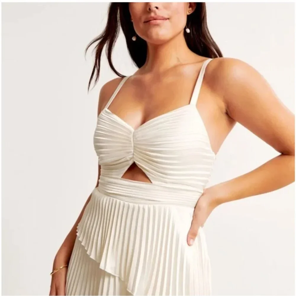 abercrombie & fitch giselle pleated maxi dress Abercrombie & Fitch A&F Giselle Pleated One-Shoulder Maxi Dress Deep Red Small S